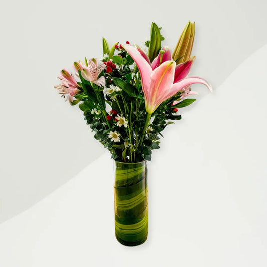 Lenny Vase of Lilies Bow dan Bunga